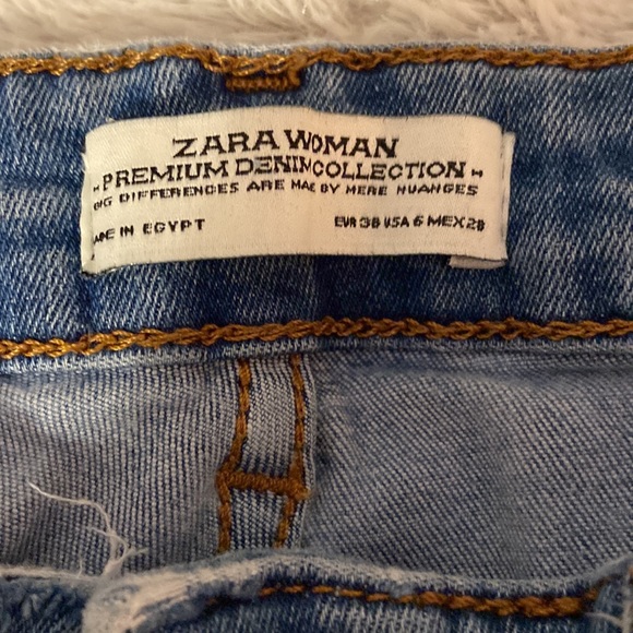Zara Skinny Jeans - Picture 2 of 5